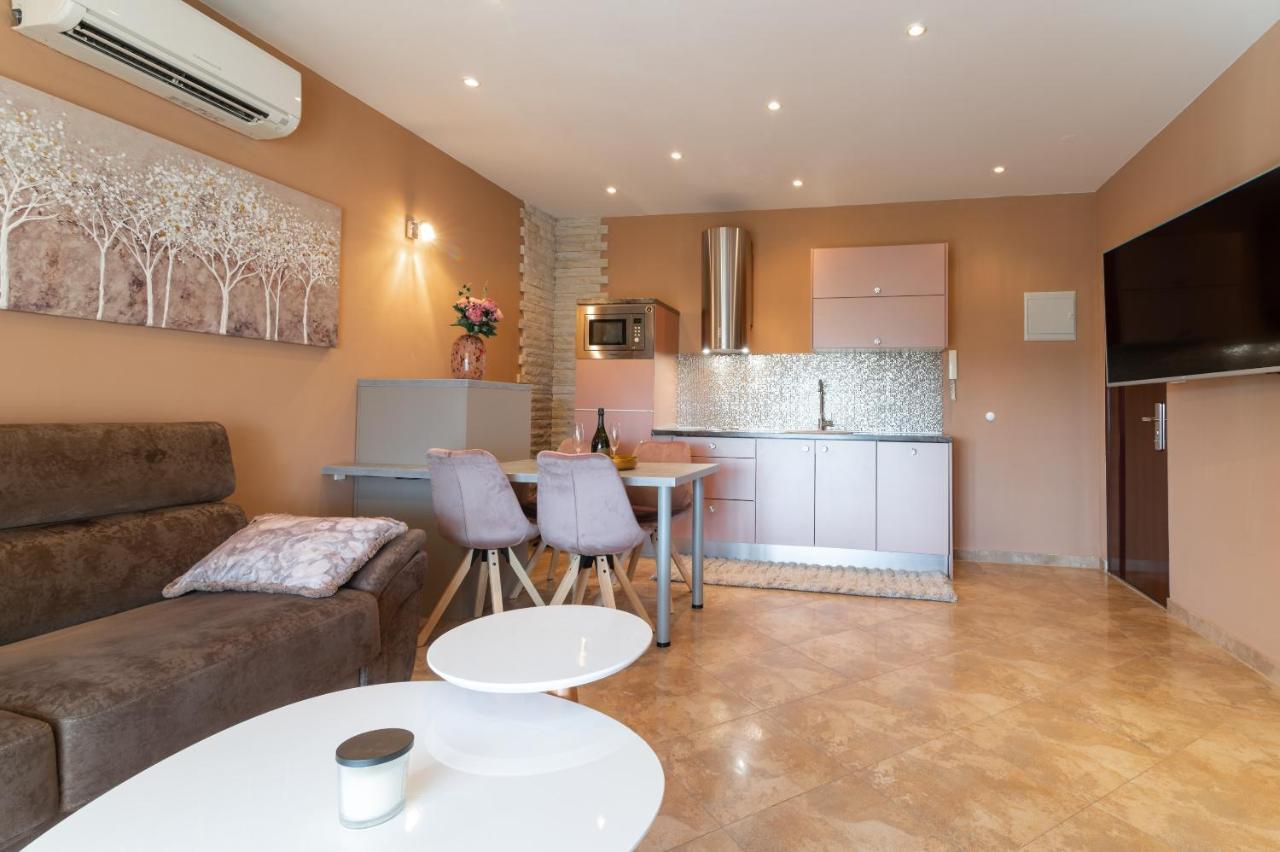 Deluxe Suite Bambi With Panoramic View Zadar Extérieur photo