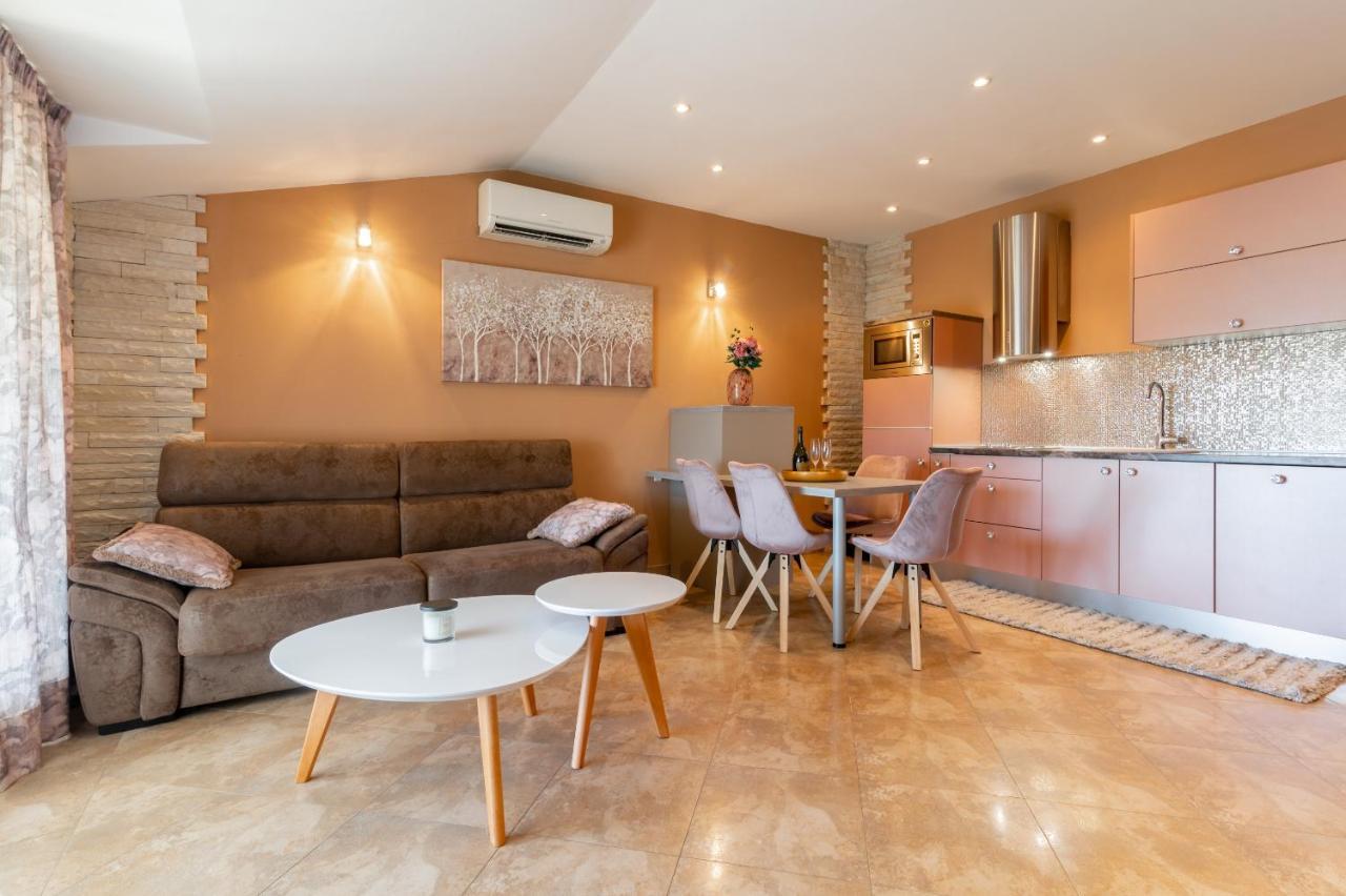 Deluxe Suite Bambi With Panoramic View Zadar Extérieur photo
